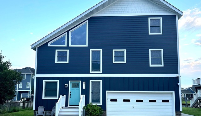 Sunset Water View home Bethany Beach! Short Walk to Beach!