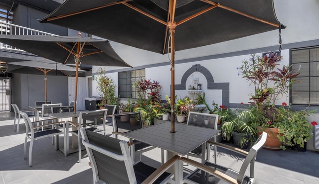 SureStay Hotel by Best Western Beverly Hills West LA
