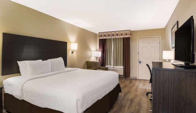SureStay Plus Hotel by Best Western Jackson