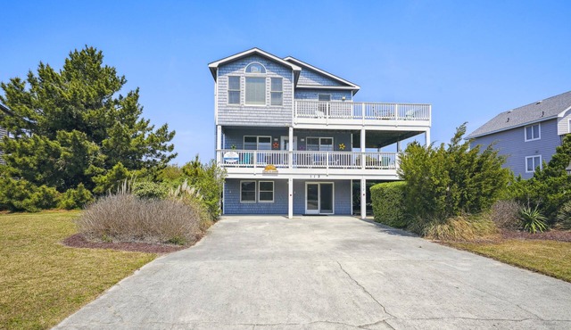 Surf N Sound - Pet Friendly 4BR with Ocean and Sound Views in Duck