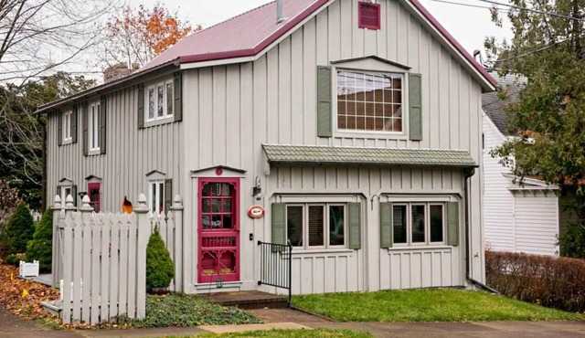 The Carriage House in Hammondsport NY