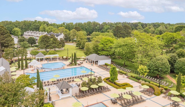 The Historic Powhatan Williamsburg - 3 BEDROOM 2KG 2TWIN SOFABED 3 STORY SUITE