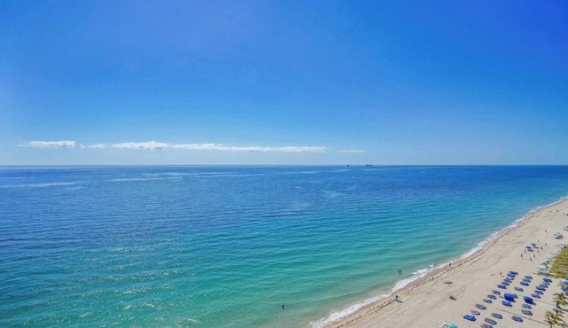 The perfect 2 bedroom right on the beach