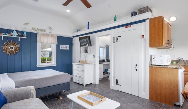 The Perfect Shore Escape: The Sandpiper