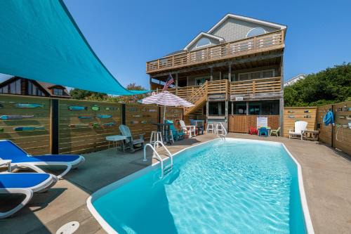 The Pup Deck - Duck, Carolina Dunes, 420 Yds to Beach, Pool, Hot Tub, Pets OK, Flex Stays
