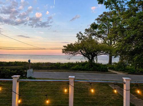 The Red Sandal Retreat at Long Beach