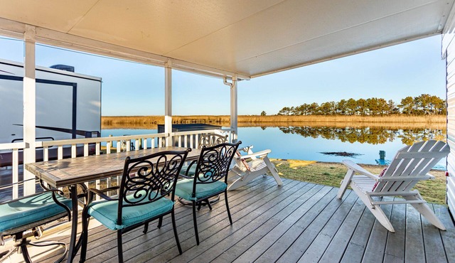 The Surf Shack H2O! Radiant Rich Sunsets From Back Back Bay to Sandbridge Beach!