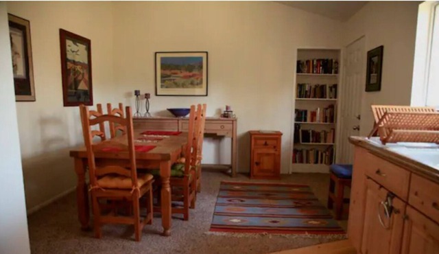 Topanga Mountain Tiger Tail GuestHouse