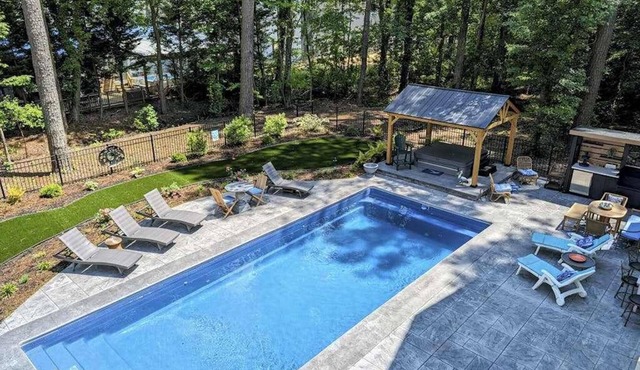 Town of Bethany Beach house w/private pool, hot tub, games, deck, grill