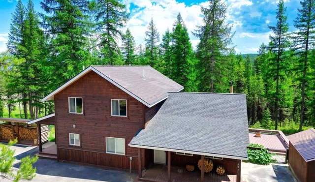 True Montana Peaceful Surroundings | Sleeps 8