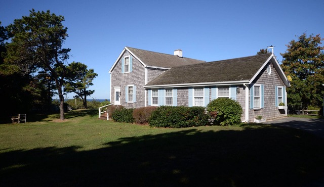 Truro Hilltop Sanctuary: A Captain's Retreat with Bay Views (2214)