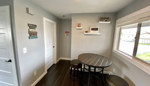 Unit B Minimalist Living, Simply.Perfect!