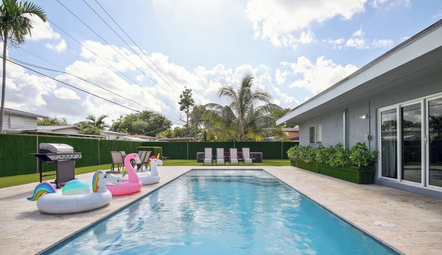 Updated Miami Villa w/ Private Pool: 6 Mi to Beach