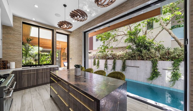 Venice/Pool/Hot Tub/BBQ/Home Theater