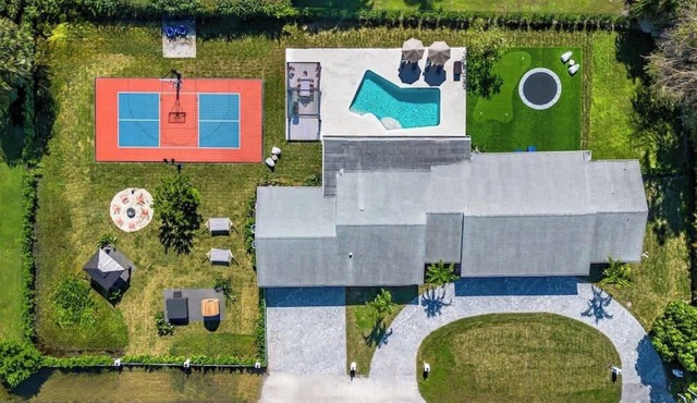 Villa Tation