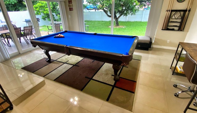 Villa Ventura: Best Location near HardRock Stadium