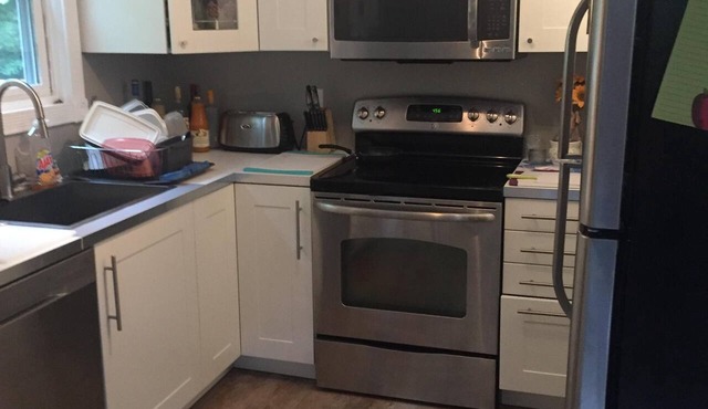 Walk to Gillette! 3BR Home Near Stadium Patriot Place, Drive Boston/Providence