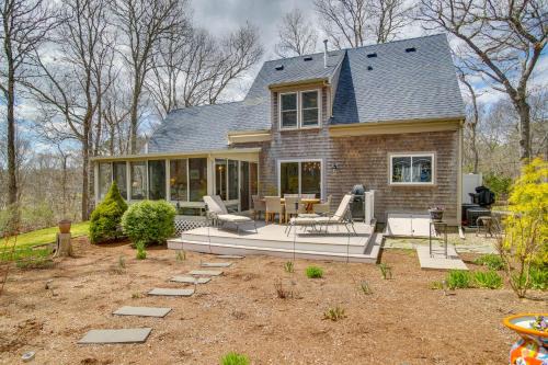 Walk to John's Pond! Family-Friendly Mashpee Home