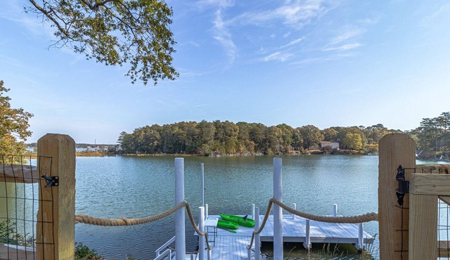 Waterfront dog-friendly 1-story w/ fenced yard, rec room, dock @Little Wicomico