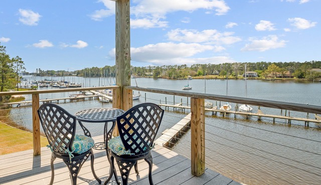 Waterfront Views & Boat Slip, Blackwell Point #B