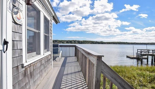 Waterfront with Inspiring Views!