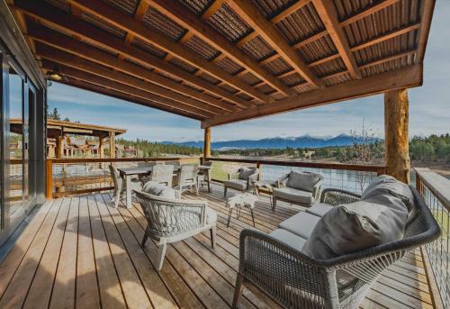 Wilderness Club House Hot Tub 18th Hole Views