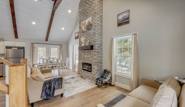 Willard Home On Working Farm w/Water Views!