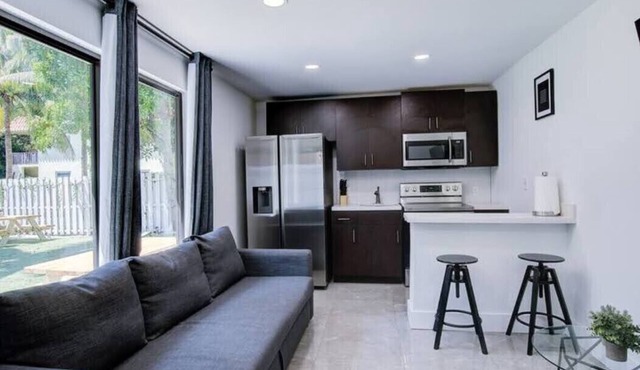 Wilton manors Cozy studio