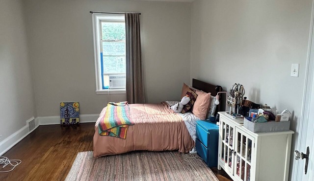 Your home base for FIFA World Cup! 1-bedroom apt with AC in Rutherford