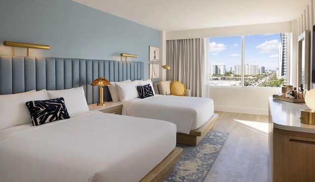 Your Relaxing Getaway Awaits! 4 Great Units, Pool, Pets Allowed