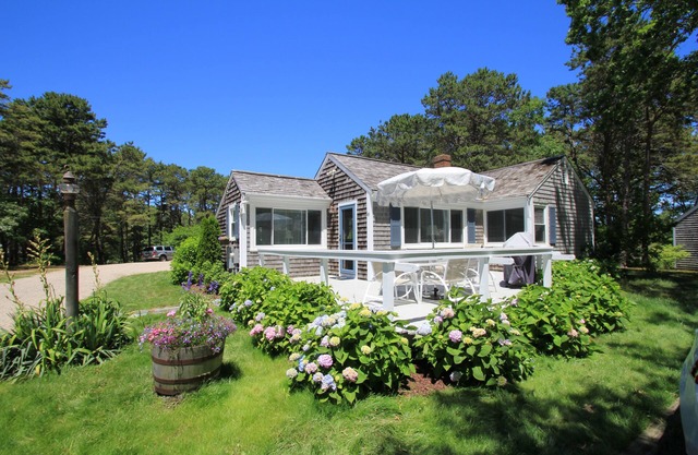 Harbor Village - Ocean Views, walk to private Beach.