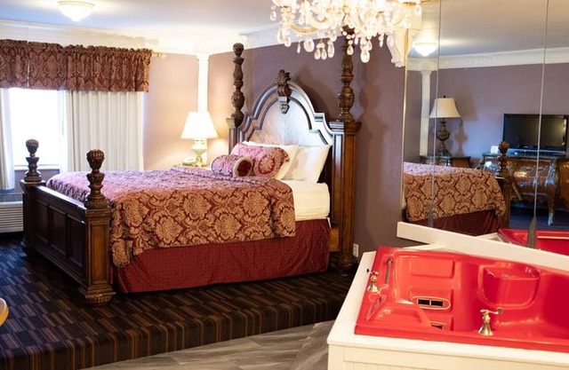 Hyannis Plaza Hotel
