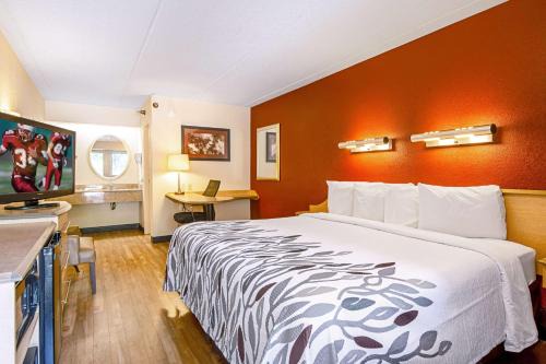 Red Roof Inn Canton 