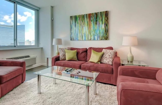Spacious 1 Bedroom Apartment in Jersey City