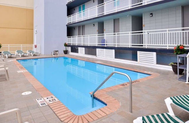SureStay Studio by Best Western Virginia Beach Oceanfront
