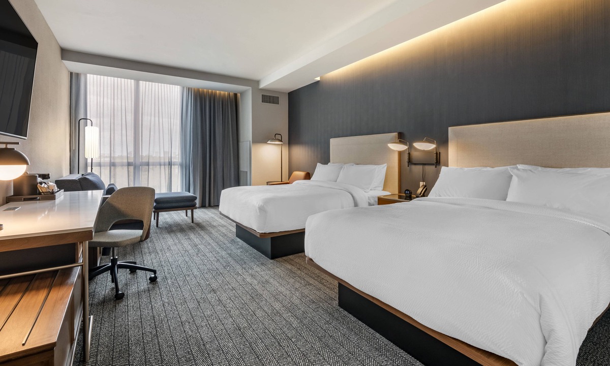 Flagler Village Hotel | Courtyard by Marriott Fort Lauderdale Downtown