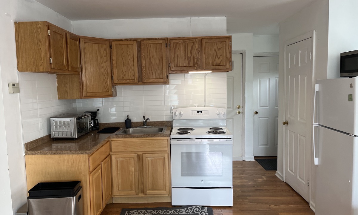 Dumont Apartment | Cozy 1 bedroom apartment in Bergen County. Just 20 mins from NYC.