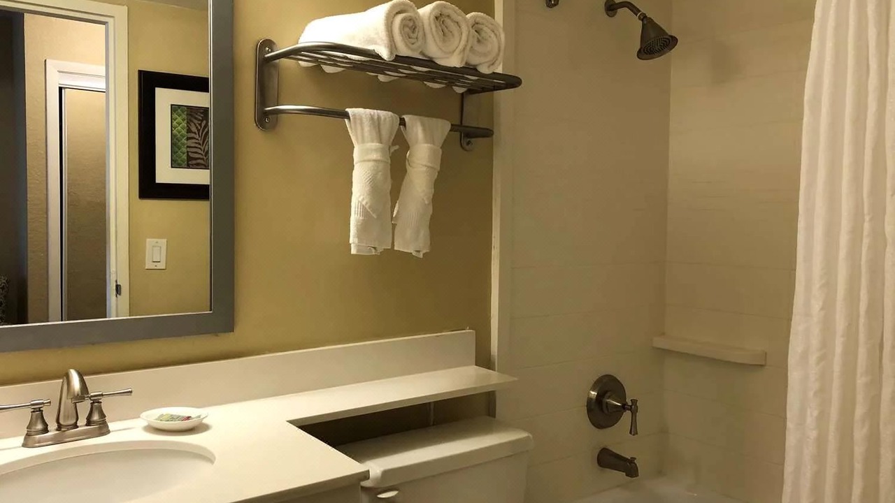 Photo of Bathroom in North Bay Village