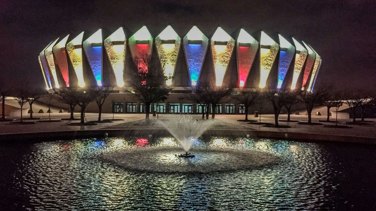 Photo of Outdoor in Coliseum Central