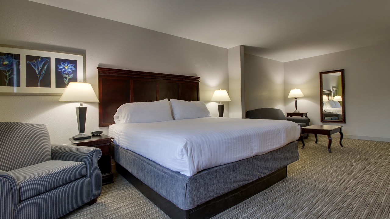 Photo of Bedroom in Middleborough