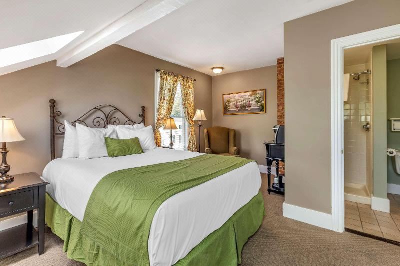 Photo of Bedroom in Newburyport