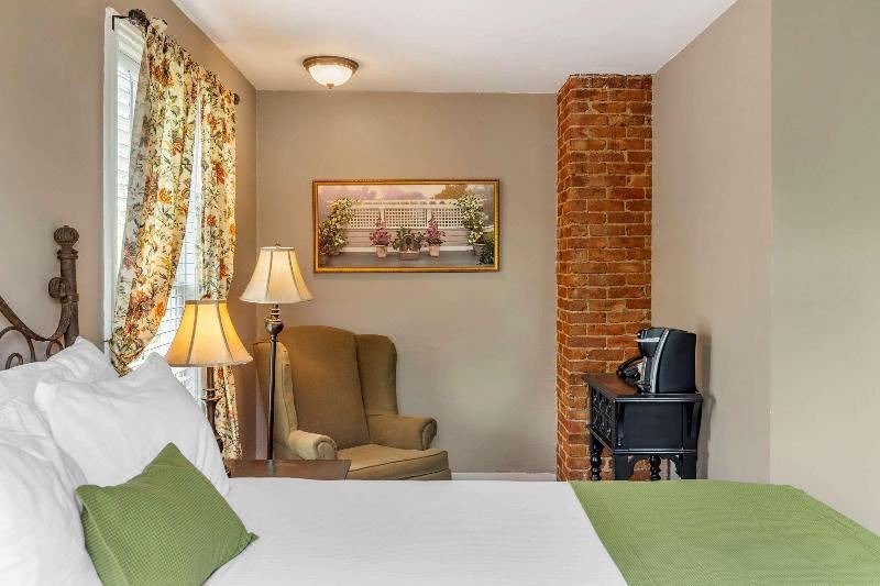Photo of Bedroom in Newburyport
