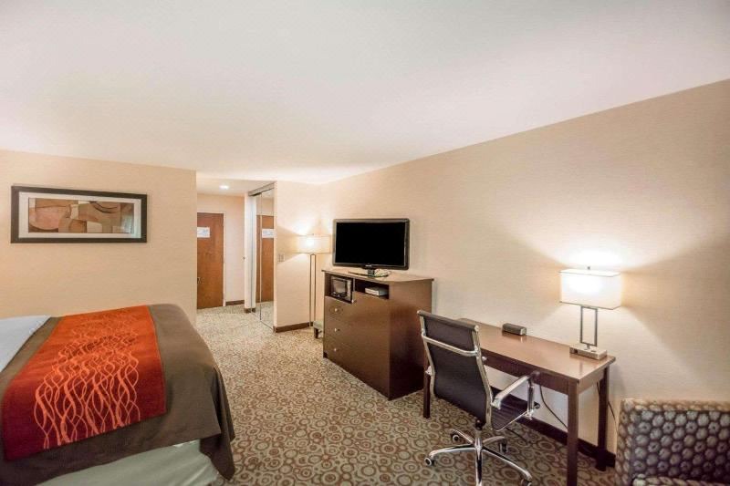 Photo of Livingroom in Corning
