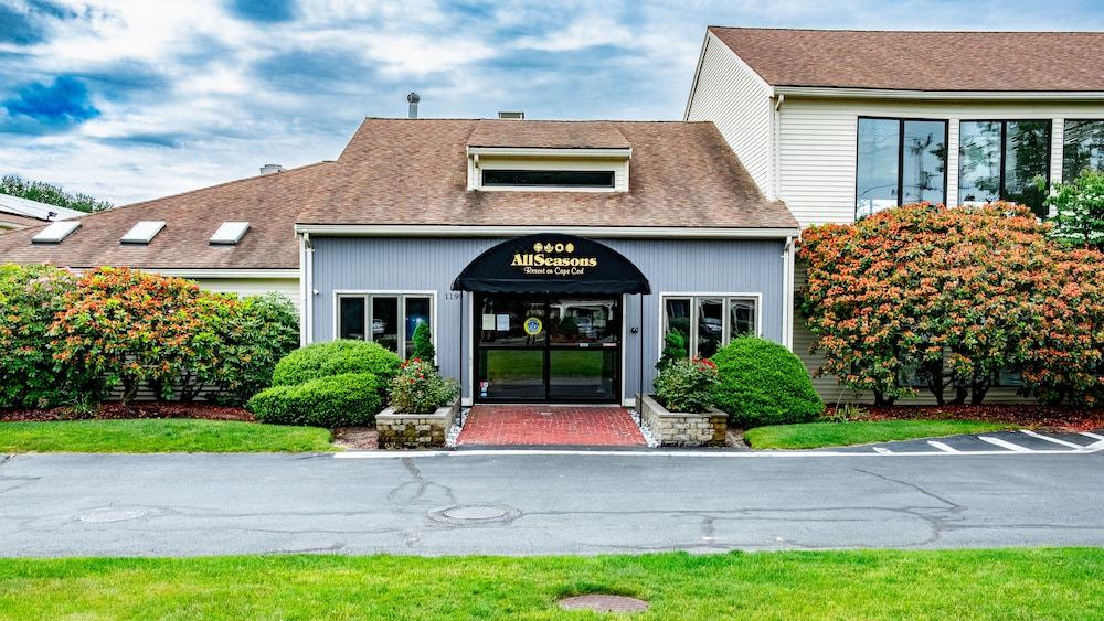Photo of Buildings in South Yarmouth