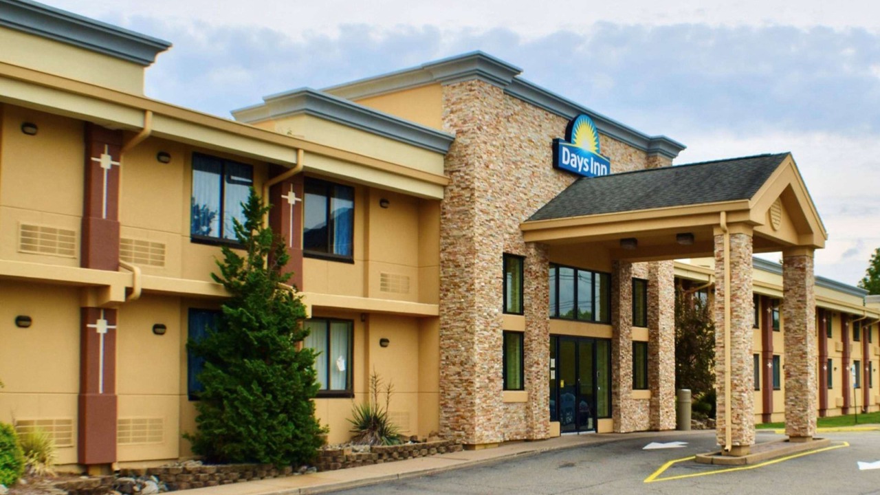 Photo of Buildings in Wayne