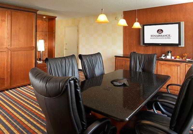 Photo of Livingroom in Rutherford