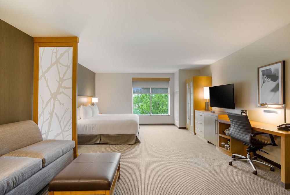 Photo of Livingroom in Coliseum Central
