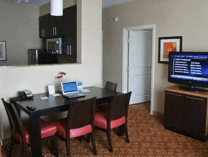 Photo of Livingroom in Lexington Park