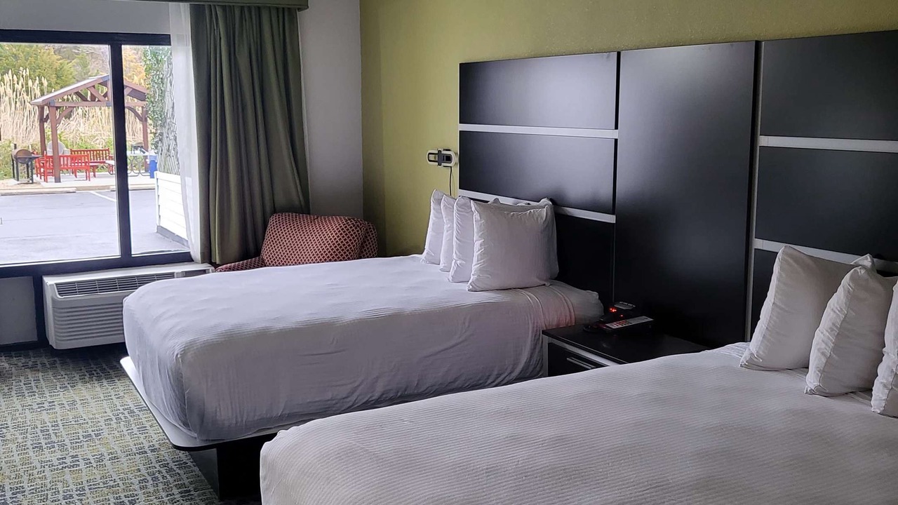 Photo of Bedroom in Kent Narrows