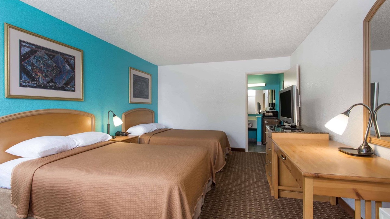 Photo of Bedroom in Northwest